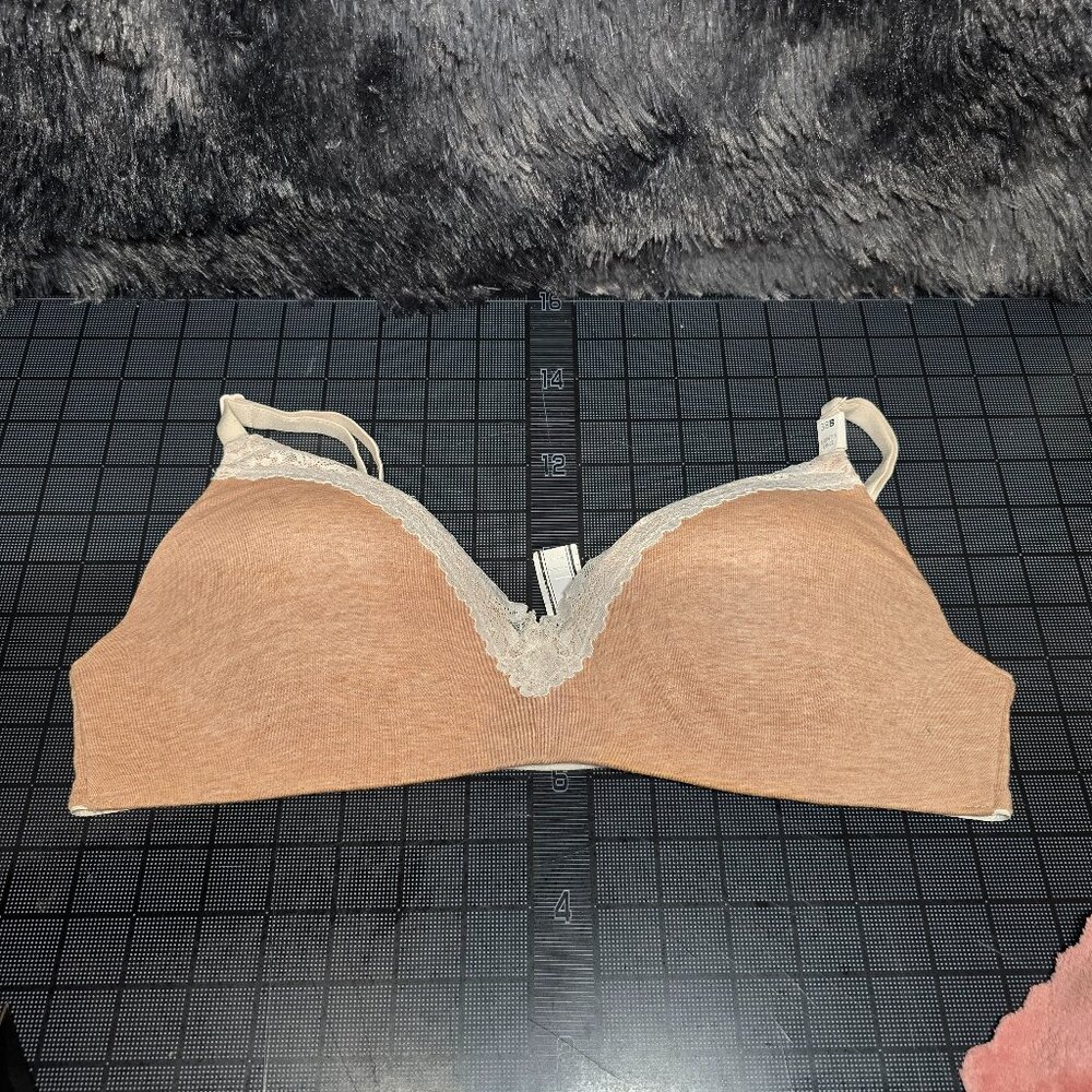 Victoria’s Secret PINK Super Push Up Bra 38B Heather Lace